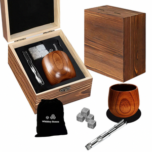 Kit artisanal de bois brûlé pour bourbon, ensemble d'accompagnement <span class=keywords><strong>irlandais</strong></span> avec gobelets gravés à la main et pierres de refroidissement - Product Image 5