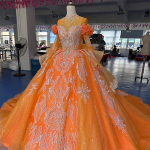 Elegante Vestido de Novia Moderno con Cuentas, Estilo Princesa, Escote Corazón, Manga Larga, Cola Capilla, Largo hasta el Suelo, Sin Espalda Xs096 - Product Image 3