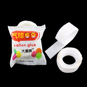 100 punti fai da te attacco palloncino colla <span class=keywords><strong>palloncini</strong></span> attaccare <span class=keywords><strong>palloncini</strong></span> adesivi <span class=keywords><strong>murali</strong></span> festa di compleanno decorazione di nozze Globos accessori - Product Image 3