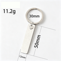 Ywyougang - Porte-clés rectangulaire fin et long, pendentif en forme de petit cœur, gravure personnalisée, accessoire pour clés de voiture