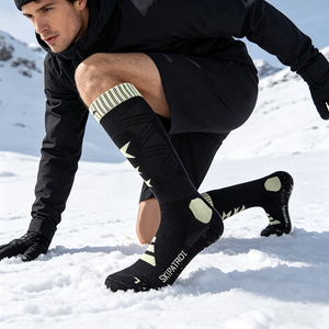 Chaussettes de ski personnalisées OEM, chaussettes de sport d'hiver épaisses et rembourrées en tissu éponge, performantes et thermiques - Product Image 3