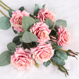 Fleur artificielle en soie colorée Qihao, 3 têtes, vente en gros de fleurs artificielles, rose pour décoration de mariage - Product Image 3