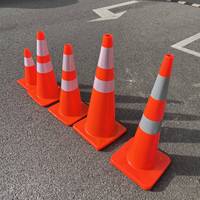 Cône de signalisation routière en PVC de 90 cm (36 pouces) du fabricant, cône de sécurité routière réfléchissant pour la sécurité routière