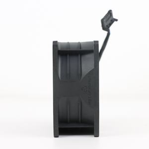 Ventilador Axial de Refrigeración SUNON VF80381BX-1Q081-SBH 80x80x38mm 12VDC 57.96W con Rodamiento de Bolas, Eléctrico, OEM/ODM, para Gabinetes e Inversores - Product Image 3