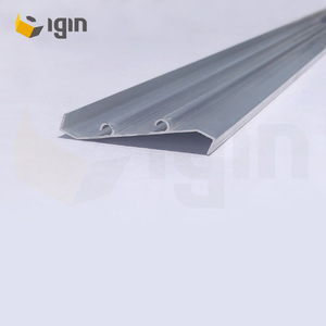 Perfiles de Aluminio IGIN 65 con Doble Gancho para Persianas Anchas de 1.0 mm, Color Café Arena, para Uso Industrial y Civil - Product Image 1