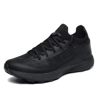 Chaussures de sport minimalistes noires solides, séchage rapide, surface respirante, chaussures pour hommes, semelle stable absorbant les chocs, chaussures de course