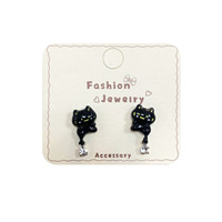 Venta al por mayor de nuevos y lindos pendientes de gato negro con orejas de pez, exquisitos y de alta gama, con agujas de plata para mujer, estilo caricatura.