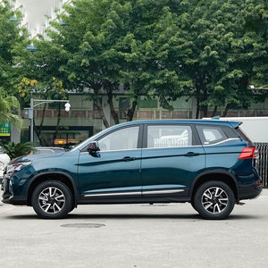 Dongfeng Forthing T5 SUV 1.6L CVT 5 places Transmission automatique R18 Intérieur foncé Véhicule familial Prêt à l'exportation - Product Image 6