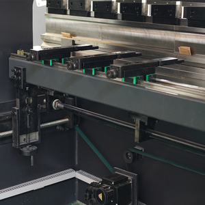 Pressa Piegatrice Idraulica Piccola e Mini WEIYA 30T1600 a Controllo Numerico <span class=keywords><strong>NC</strong></span> o CNC per Acciaio e Alluminio Serie WC67 - Product Image 3