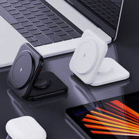 Chargeur de téléphone de bureau magnétique pliable 3 en 1 électrique le plus vendu avec station de charge rapide sans fil PD 3.0/QC 5V/2A