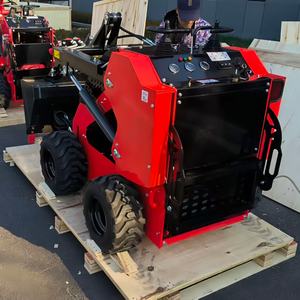 Broyeur forestier pour mini-chargeuse compacte avec godets, fourches, trancheuse et accessoires de broyeur de souches - Product Image 3