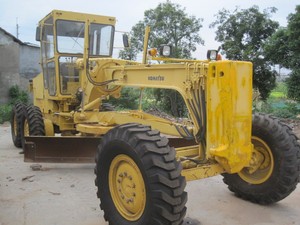 รถเกลี่ยดิน GD511มือสองเครื่องจักรก่อสร้างถนน Komatsu GD511 GD705 GD623 GD611ราคาถูก GD 511 GD511A - Product Image 5