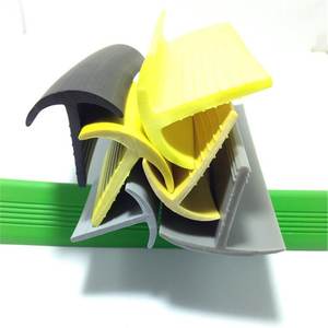 شريط حواف من البي في سي على شكل حرف <span class=keywords><strong>T</strong></span> مع خدمة القطع للأثاث والطاولات - Product Image 6