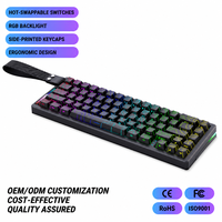68-Tasten Hot-Swap Kabelgebundene Gaming-Tastatur RGB Seitengravierte Tastenkappen Hintergrundbeleuchtung USB Plug & Play Büro Anpassbares Logo Großhandel