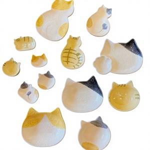 Superbe <span class=keywords><strong>assiette</strong></span> miniature en porcelaine émaillée <span class=keywords><strong>de</strong></span> style japonais minimaliste, en forme <span class=keywords><strong>de</strong></span> chaton, pour sauce soja, salade, sauce tomate - Product Image 2