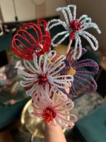 Üppiger Perlenbesetzter Lilienstrauß - Rosa/Transparent, Vollblühend, Gewächshausqualität