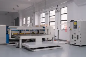 Andisko toptan şeffaf sert PVC panel 2-25mm akrilik levha kesme ve kalıplama işleme hizmetleri ile