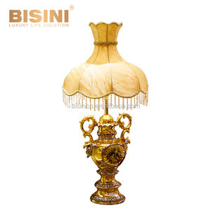 Coleccionable antiguo estilo europeo dorado Ángel montado pintado a mano de porcelana y latón Floral Hada reloj de mesa - Product Image 2