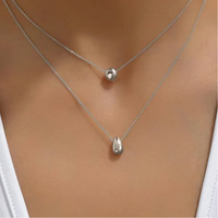 Vente en gros de bijoux de mode ne ternit pas le collier en acier inoxydable pur 18k or goutte d'eau collier pendentif de fournisseur indien
