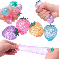 Jouet Squishy en TPR 2,5 pouces, motif Fraise Poudre d'Or, à remontée lente, doux, anti-stress, pour enfants et adultes, vente en gros