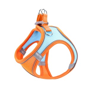 Aksesori hewan peliharaan kalung anjing dapat diatur Harness hewan peliharaan Set anjing kucing Harness keluar dengan tali untuk anjing berjalan - Product Image 5