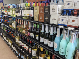 भारी शुल्क सुपरमार्केट अलमारियों के रैक काले गोंडोला शराब की दुकान के लिए आश्रय - Product Image 5