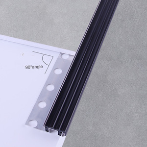 Foshan FSF Insert en caoutchouc Garniture de bord de carrelage en aluminium Nez d'<span class=keywords><strong>escalier</strong></span> Nez d'<span class=keywords><strong>escalier</strong></span> antidérapant - Product Image 3