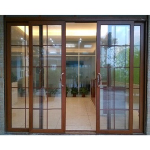 Puertas de Vidrio de Madera Antiguas Personalizadas, de Piso <span class=keywords><strong>a</strong></span> <span class=keywords><strong>Techo</strong></span>, Diseño de <span class=keywords><strong>Puerta</strong></span> Principal <span class=keywords><strong>Corredera</strong></span> de Aluminio de 4 Paneles para Entrada de Casa en Kerala - Product Image 2
