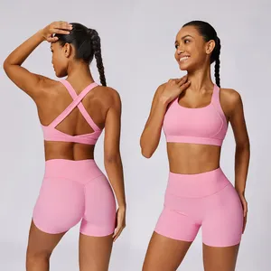 Kadınlar için toptan spor sutyen crisstrappy Strappy seksi geri yastıklı Yoga sutyeni Backless çıplak Felling kızlar yüksek destek kırpma üst