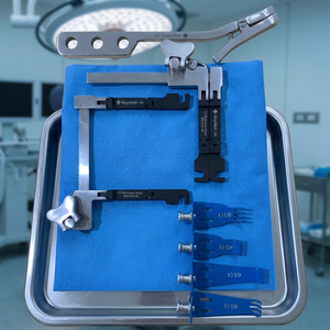 ชุดเครื่องมือผ่าตัดกระดูกสันหลังส่วนคอ MayoMed-UK Phantom CS Anterior Cervical Solution Set แบบแมนนวล ทำจากเหล็กกล้าไร้สนิม - Product Image 2