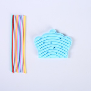 Tavola Sensoriale in Silicone Antistress per Bambini e Adulti - Giocattolo Calmante Testurizzato a Doppia Faccia con Corde, Giocattolo Silenzioso da Viaggio - Product Image 6