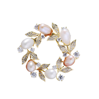 Broche Couronne de Perles d'Eau Douce Directement de l'Usine, Élégante Épingle en Zircon pour Femme, Décoration de Robe de Mariage, Fleur de Poitrine