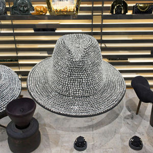 Chapeau de cowboy rose vif en strass pour femme, personnalisable avec logo, idéal pour les festivals de musique country - Vente en gros 2026 - Product Image 3