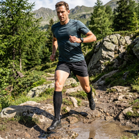 Chaussettes de course à pied imperméables respirantes à 3 couches, épaisses et rembourrées, sur mesure OEM, pour jeunes, hommes et femmes, pour la randonnée en terrain boueux et les courses
