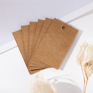Boîtes d'expédition en papier kraft blanc recyclé, étiquettes d'emballage, personnalisation par le fabricant - Product Image 1