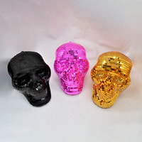 Décoration de Noël Halloween : Boule disco tête de mort, Crâne miroir scintillant en argent, violet, noir, rouge pour accrocher à la fenêtre, à la table ou pour les fêtes