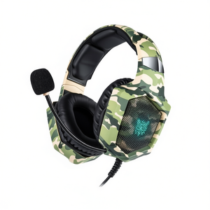 Auriculares para juegos Casco K8 con micrófono y diseño de camuflaje para PC y consola - Product Image 2