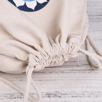 Sac à dos à cordon personnalisable de haute qualité pour l'emballage Sac à poussière Style de logo personnalisé pour le shopping