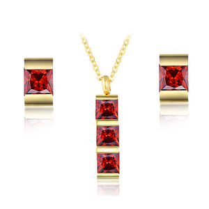 Ensemble collier et boucles d'oreilles en zircon pour femme, géométrique, avec serti carré rouge, bijoux de mode pour soirée - Product Image 1