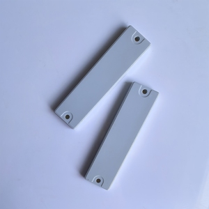 Etiqueta RFID UHF GSC 860-960Mhz EPCS Gen2 de Largo Alcance, ABS Anti-Metal, Adhesiva, para Gestión de Activos en Hoteles y Almacenes - Product Image 4
