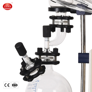 Innovador evaporador rotatorio digital de película descendente al vacío con baño de agua circulante para destilación - Product Image 4