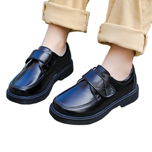 รองเท้าหนังแท้เด็กผู้ชายสำหรับฤดูใบไม้ร่วง รองเท้าหนังนักเรียนแบบติดตีนตุ๊กแก รองเท้าสำหรับการแสดงของนักเรียน - Product Image 1