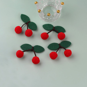 Bordure en pompons de cerisier non tissés avec fil doré pour pinces à cheveux, accessoires vestimentaires, ornements décoratifs Printemps 2024 Yiwu - Product Image 3