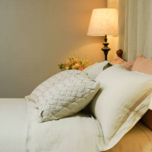 चंद्र रॉक रंग लक्जरी बिस्तर 100% जहाज करने के लिए तैयार फ्रेंच सन नरम और ठंडा डुवेट कवर फ्लैट शीट सेट - Product Image 3