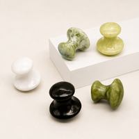 Masseur de tête en jade Xiuyan en forme de champignon, outil Gua Sha en pierre polie et lisse pour le visage et le corps, logo personnalisé, OEM, ODM, marque privée, bien-être