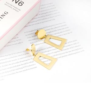Pendientes de Moda con Patrón Geométrico, Combinación de Chapado en Oro de 18K y Acero Inoxidable, Pendientes Colgantes para Mujer - Product Image 3