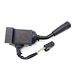 Le nouveau commutateur combiné 3519823M91 convient aux chargeuses CNH 595, 595LSP, 595SLE et 595S. - Product Image 2