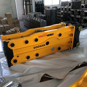 SOOSAN <b>Hydraulic</b> <b>Breaker</b> SB81A Open Top Type Chisel Rock Hammer with Accumulator for heavy excavator for Demolition construction - Product Image 2