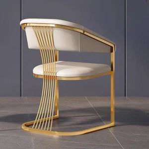 Silla de Negociación y Comedor EMMA de Lujo con Detalles en Dorado - Product Image 3