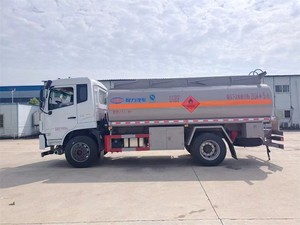 Camion-citerne Dongfeng 4*2 de haute qualité, capacité 14000L, pour le transport de pétrole brut et d'essence, à vendre - Product Image 3